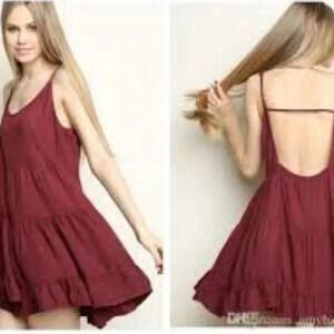 WOMEN’S BRANDI MELVILLE ONE SIZE‎ MINI TIER DRESS MAROON IN COLOR